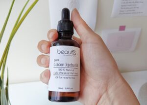 Read more about the article Discover The Amazing Pure Golden Jojoba Oil Beneficial!