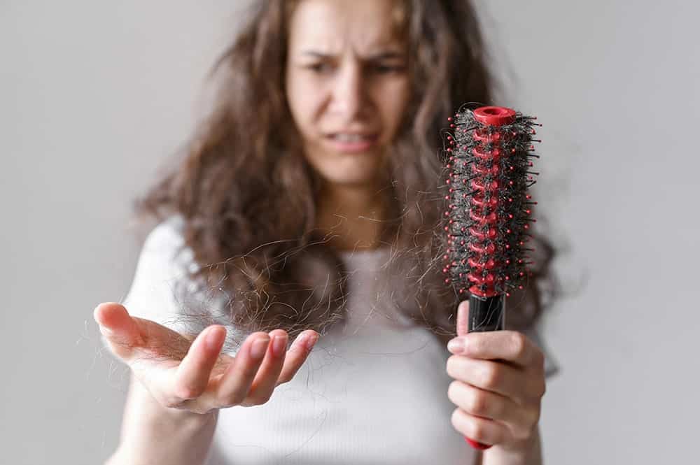 Read more about the article 5 Effective Essential Oils for Hair Loss